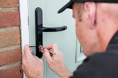 Super Locksmith Services Detroit, MI 313-279-7267 Super Locksmith Services Detroit, MI 313-279-7267 - 29-2