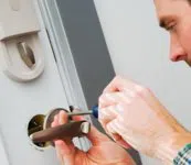 Super Locksmith Services Detroit, MI 313-279-7267 Super Locksmith Services Detroit, MI 313-279-7267 - 29-6